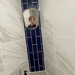 Meet your Posher, Thomas